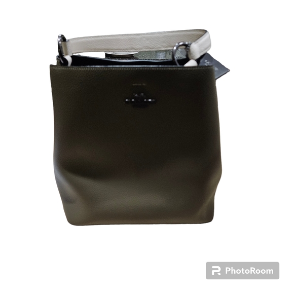 Coach Purse - Picture 1 of 3